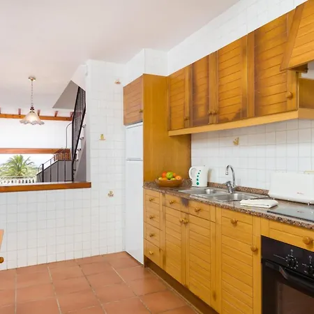 Carolina Villa *